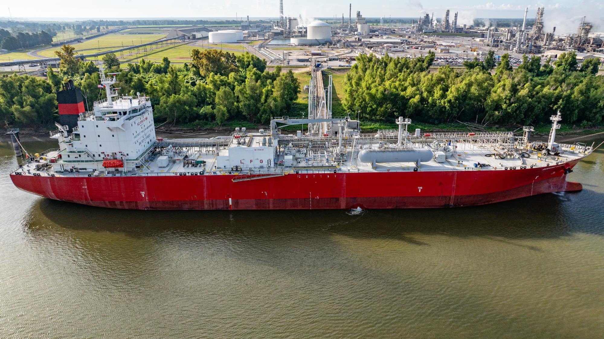 Loading of low-carbon ammonia in Donaldsonville, LA